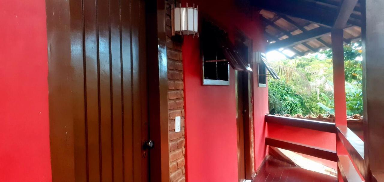 Novos Baianos Hostel E Pousada Porto Seguro Eksteriør billede A view of the interior of the house